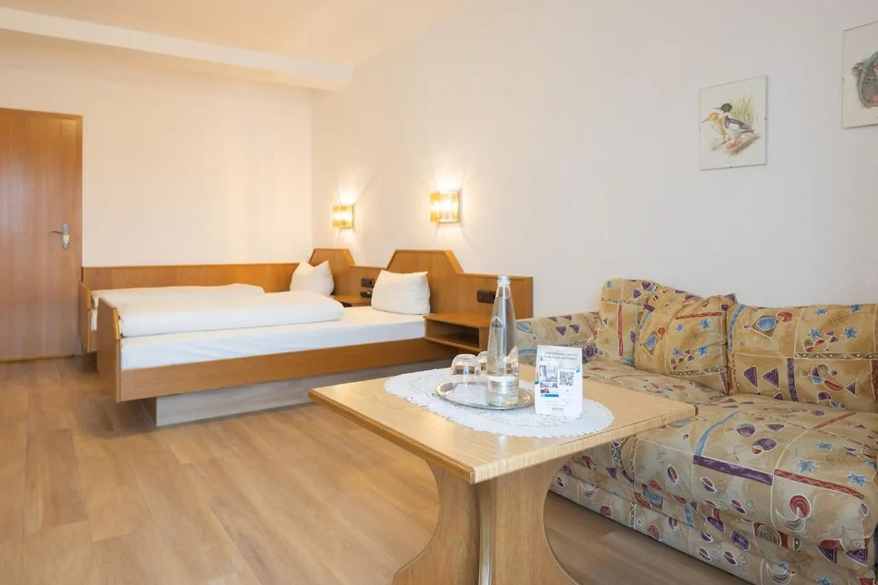 Akzent Hotel Meerfraeulein Wemding 3*,